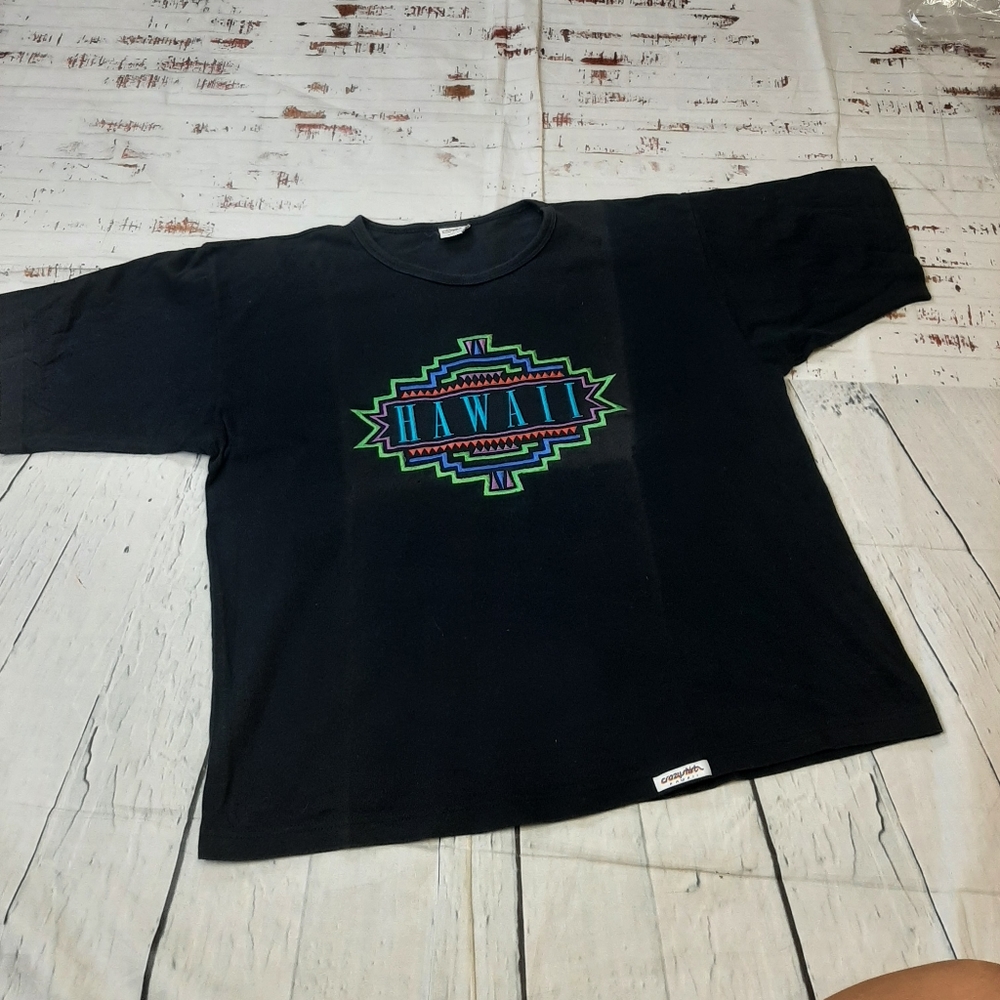 Crazy Shirt Hawaii single stich vintage T-Shirt.